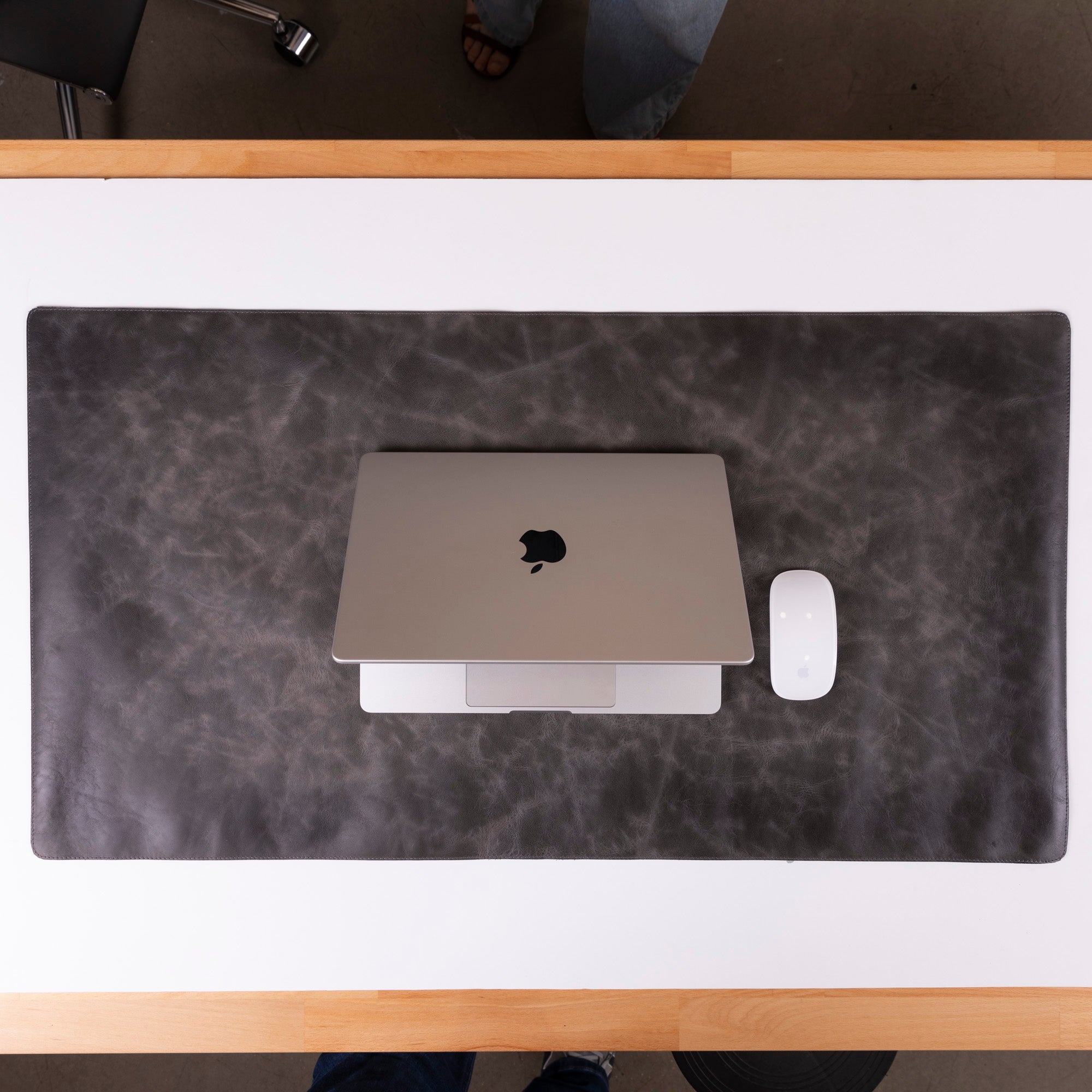 Anpassbare Schreibtischunterlage aus echtem Leder