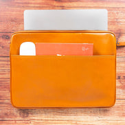 Awe Laptop-/Tablet-Hüllen aus echtem Leder