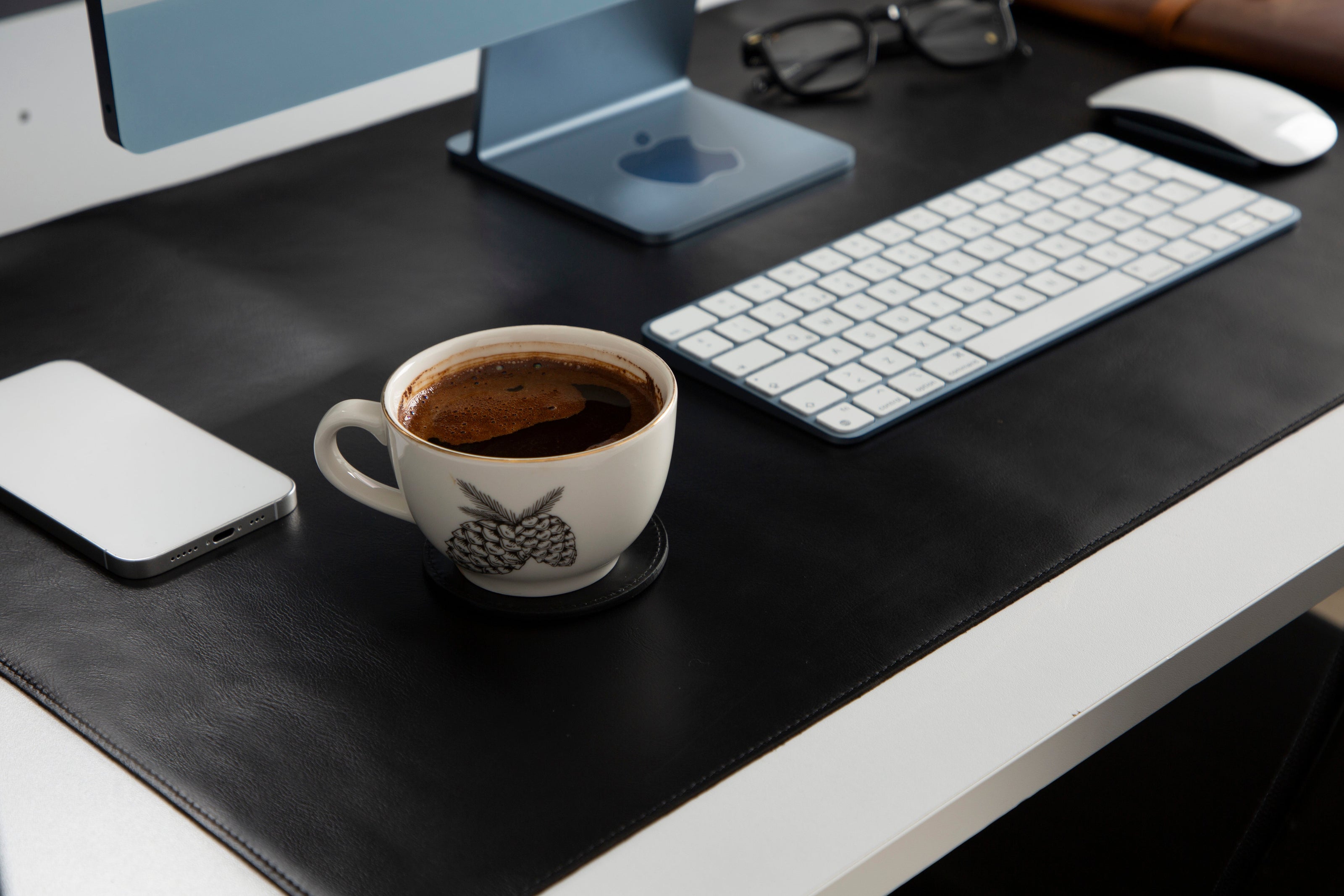 Anpassbare Schreibtischunterlage aus echtem Leder