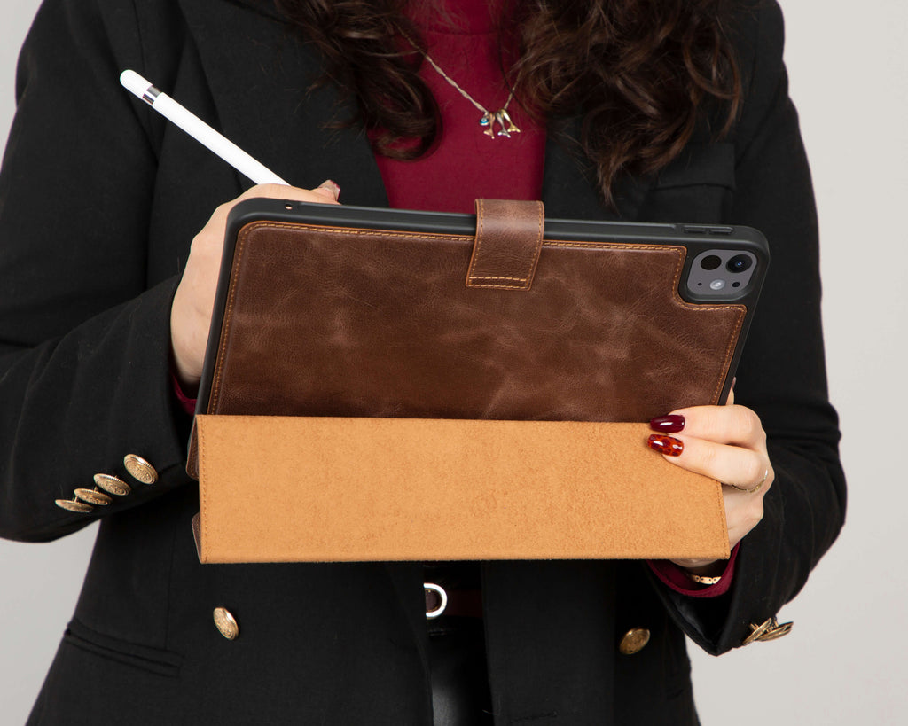 Trigon Leather I Pad Pro 11" (2024) Case
