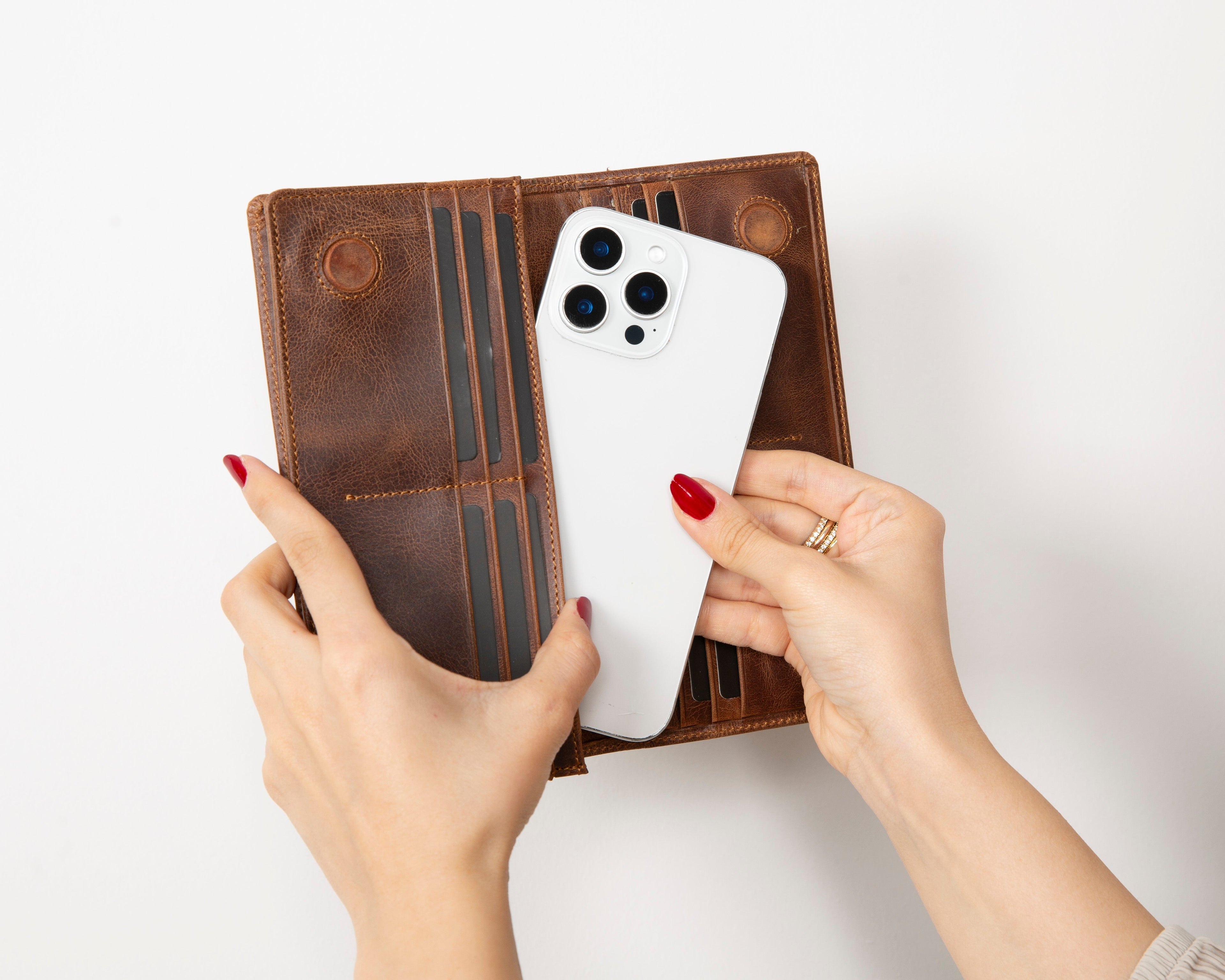 Aura Leather Universal Wallet