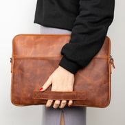 Awe Laptop-/Tablet-Hüllen aus echtem Leder