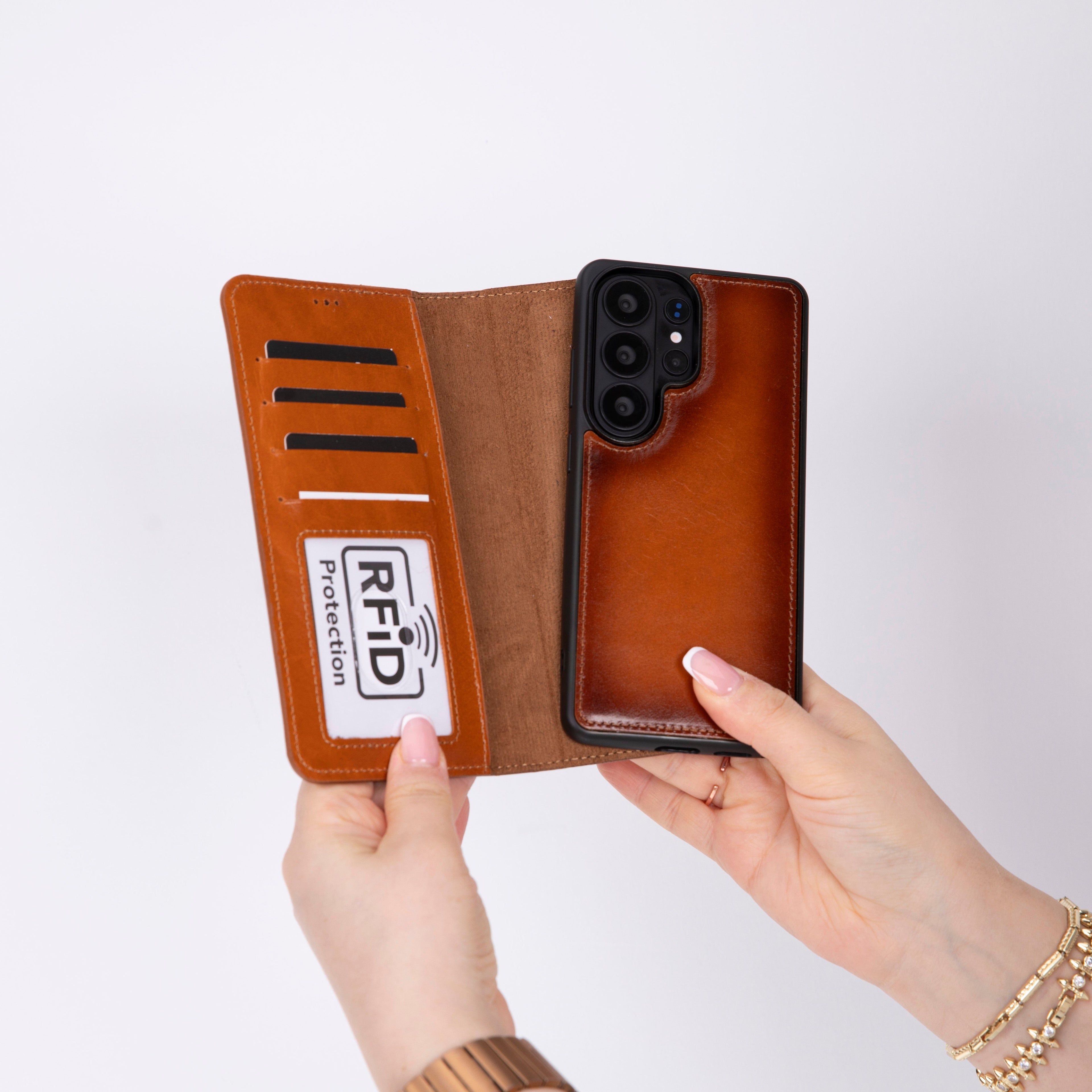Magic Samsung Galaxy S26 Ultra Detachable Leather Wallet Case
