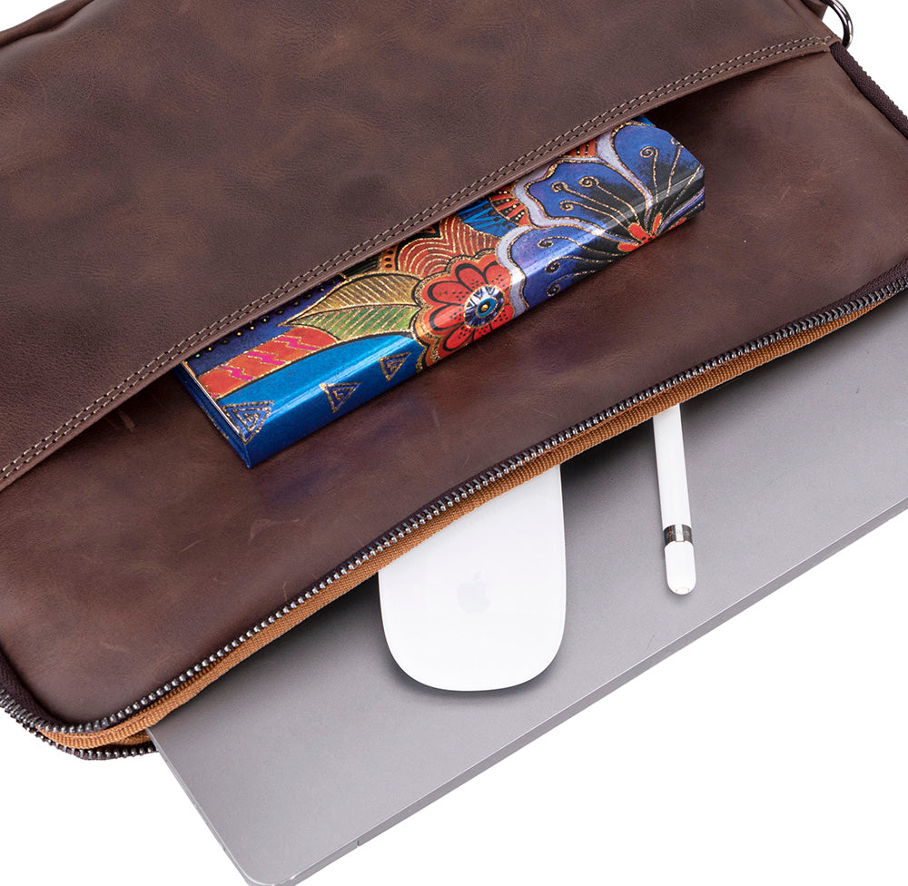 Leeds Slim Leather Laptop / Tablet Sleeve