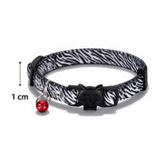 Gemustertes Halsband aus recycelten Materialien für Hunde und Katzen