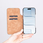 Kern Premium Leder-Folio-Hülle für iPhone 17