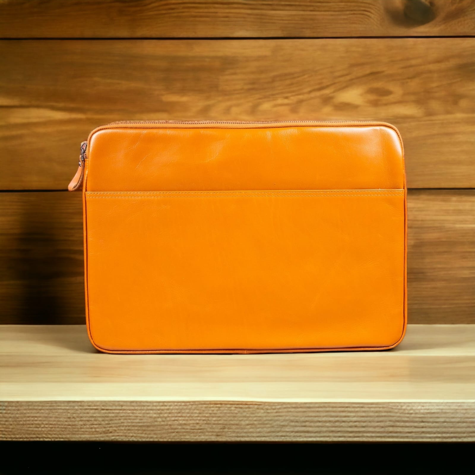 Awe Laptop-/Tablet-Hüllen aus echtem Leder