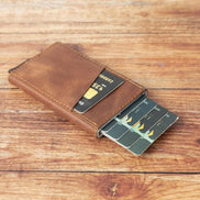 Torres Mechanischer Kartenhalter