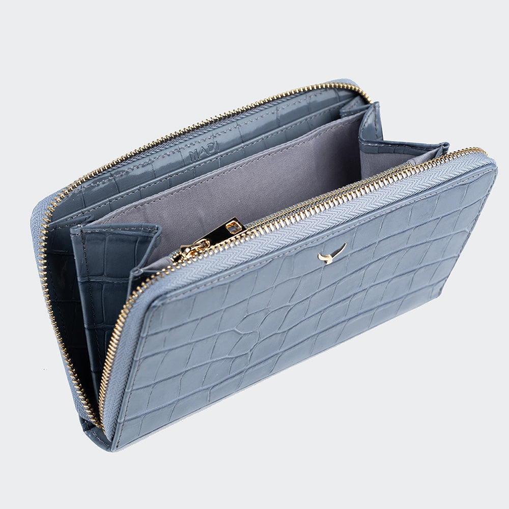 5110 Women Large Leather Wallet With Triple Compartments