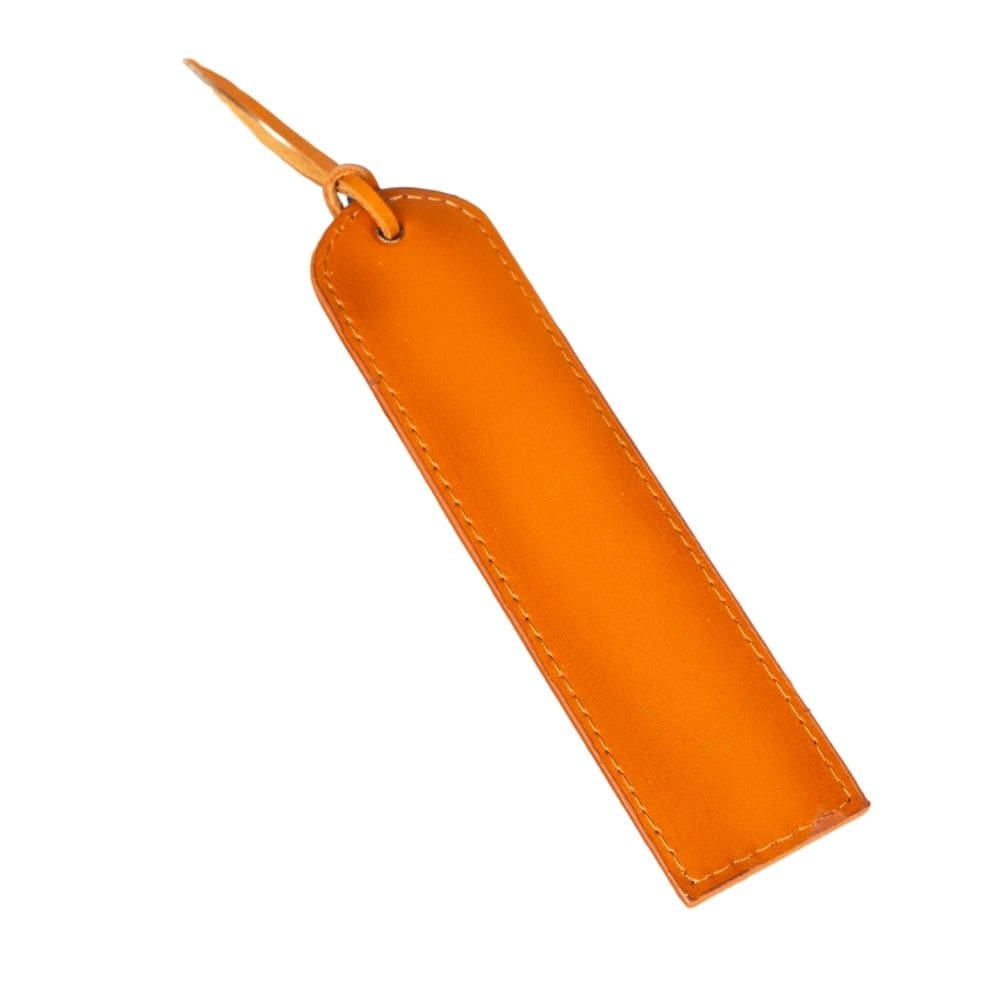 Markora Lesezeichen aus genähtem Leder